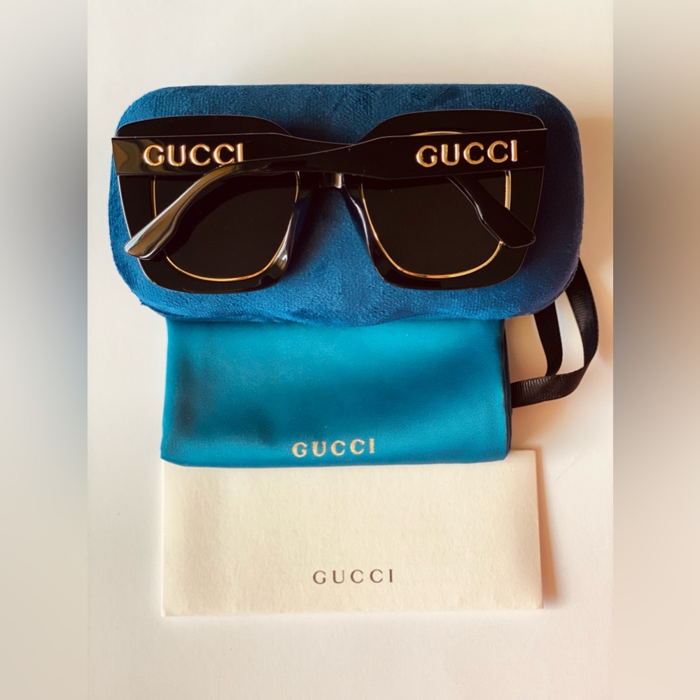 NWT Women’s Black & Gold Gucci GG1151s - 001 Sunglasses